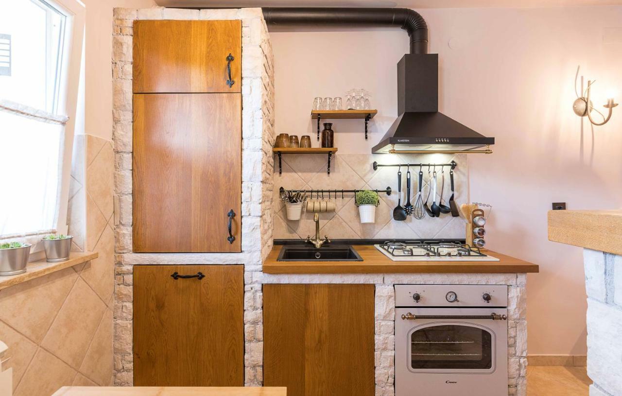 Istriamazing Apartments พูลา ภายนอก รูปภาพ